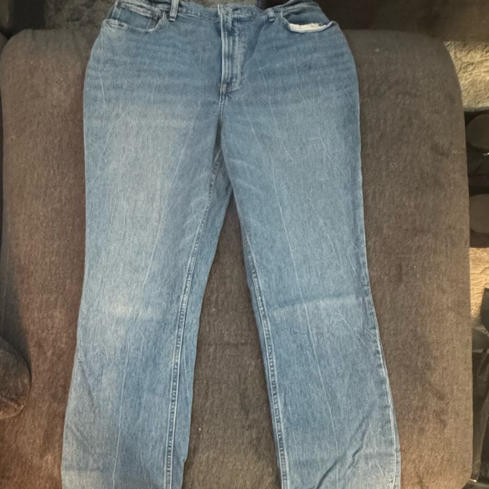 Abercrombie & Fitch Women's Light Blue Flare-Leg Jeans